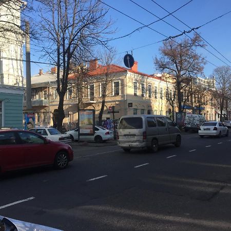 Уютная квартира-студия район Греческой площади Одесса Экстерьер фото