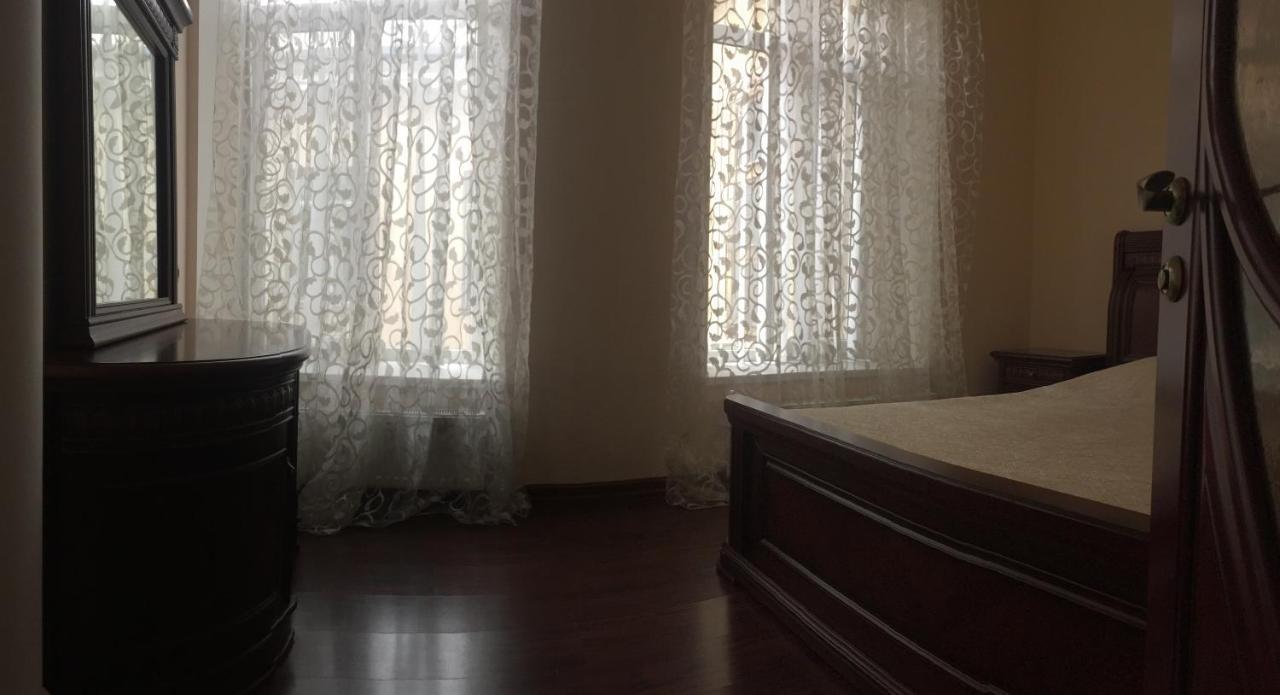 Уютная квартира-студия район Греческой площади Одесса Экстерьер фото